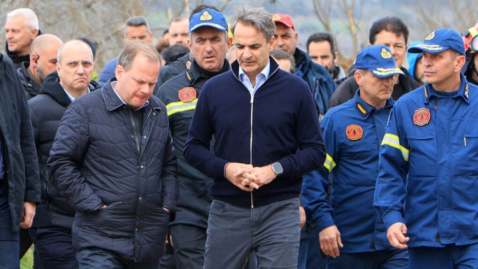 k a karamanlis kyriakos tempi